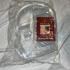 NIB Resin Silicone unique head organizer mold